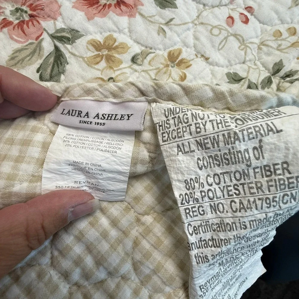 Laura Ashley Floral Gingham Reversible Quilt Queen Cotton Cottagecore Cream Pink